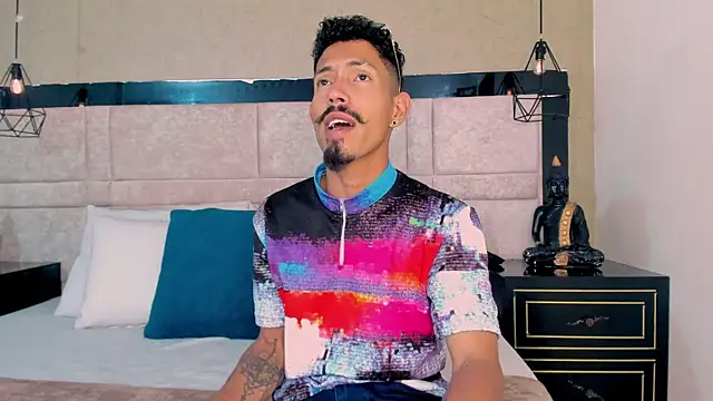 NoaahTylor online show from 03/15/26, 06:58