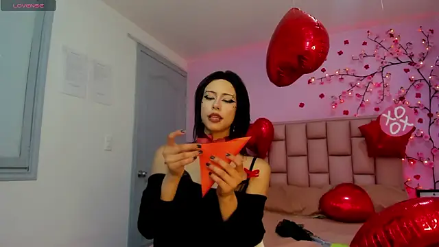 emma cg online show from 02/13/26, 09:00