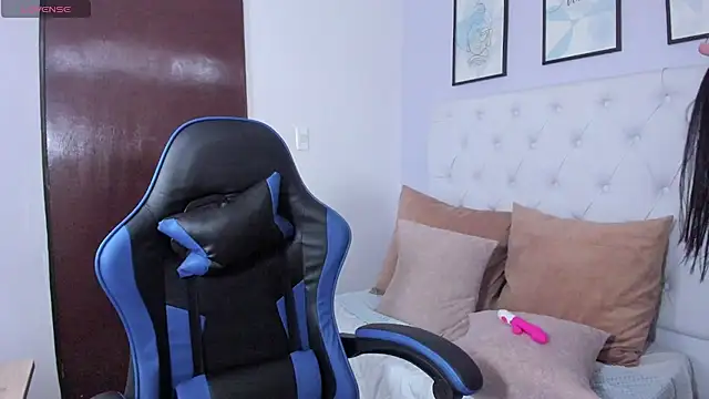 angeline lara online show from 02/23/26, 12:35