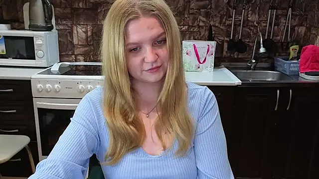 AnitaXVine online show from 06/04/26, 07:09