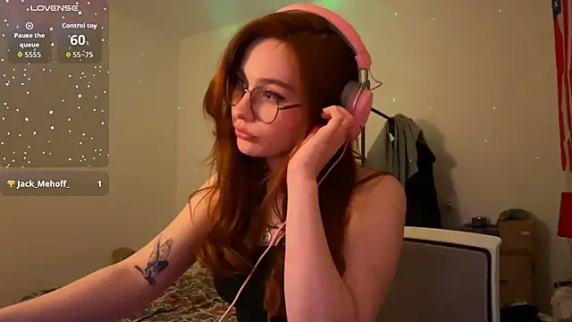 Snapshot of GhostLane chatting on 03/11/26, 07:20 GhostLane online show from 03/11/26, 07:20