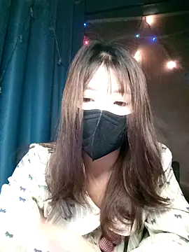 Girl-crazy1 online show from 04/05/26, 10:51