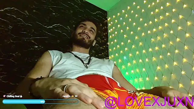 LovexJuxn8 online show from 04/14/26, 06:14