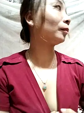 cute-shine online show from 04/21/26, 12:23