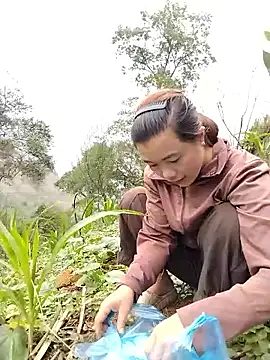 lovely-742 online show from 04/19/26, 09:41