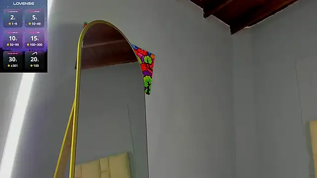 Snapshot of Zaphiro__Sky chatting on 02/21/26, 08:37 Zaphiro Sky online show from 02/21/26, 08:37