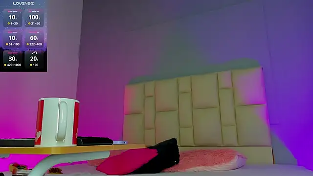 Snapshot of Zaphiro__Sky chatting on 02/23/26, 08:55 Zaphiro Sky online show from 02/23/26, 08:55