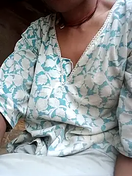 Desi Couple P online show from 05/15/26, 11:23