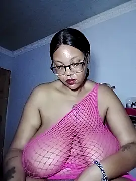 ShantelBootyBoobs online show from 03/15/26, 08:04