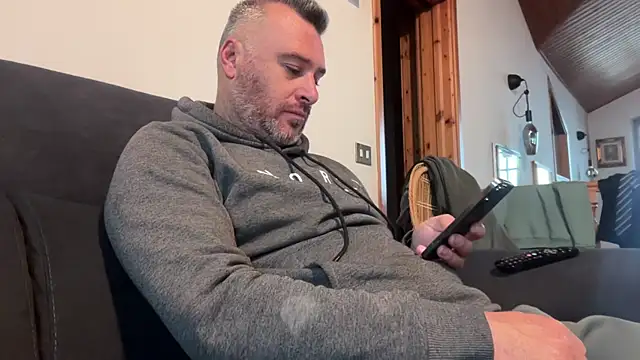 marcovik1 online show from 03/12/26, 08:53