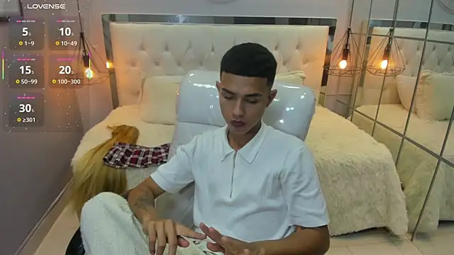 alexking 2 online show from 03/04/26, 05:19