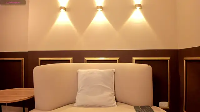 ZiaCarter  online show from 02/17/26, 03:25