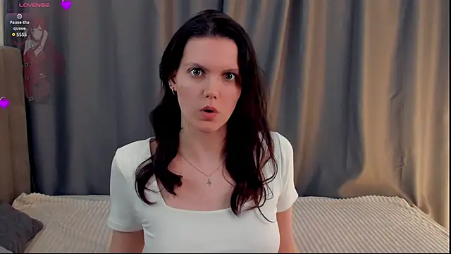 Snapshot of AnnettWildin chatting on 03/09/26, 09:13 AnnettWildin online show from 03/09/26, 09:13