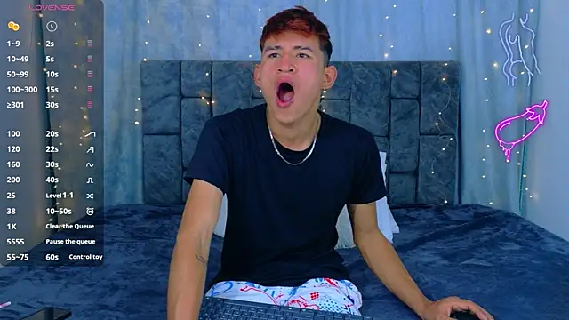 NicolasTorrez online show from 04/07/26, 09:37