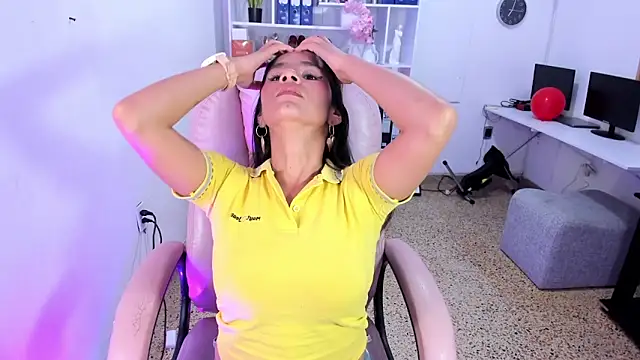 Emmy lollipop online show from 02/19/26, 06:26