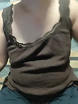 squirtshantal online show from 05/19/26, 07:53