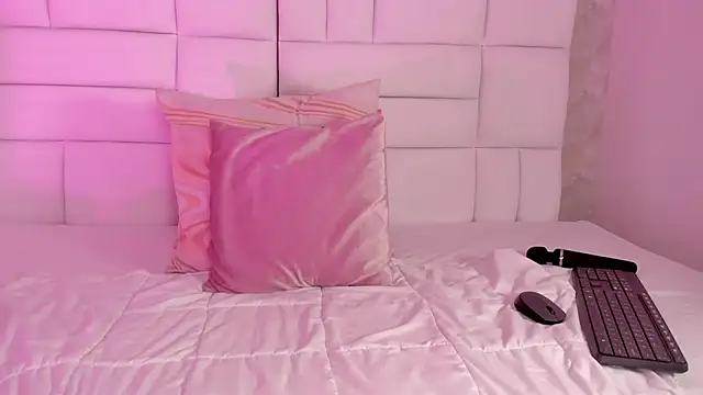 ween sheng  online show from 03/08/26, 03:21