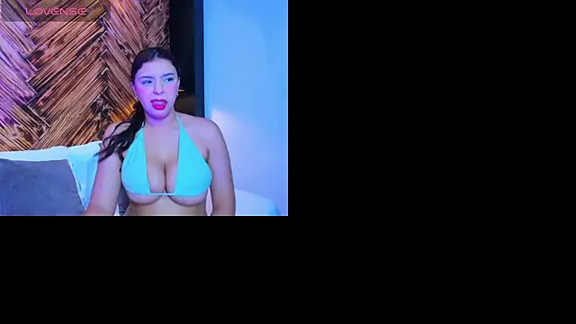 Snapshot of evelin_villan chatting on 06/05/26, 12:22 evelin villan online show from 06/05/26, 12:22