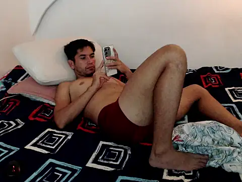 johanoro333 online show from 04/22/26, 11:28