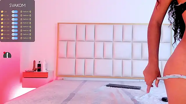 Violetta-foxx online show from 02/16/26, 07:32