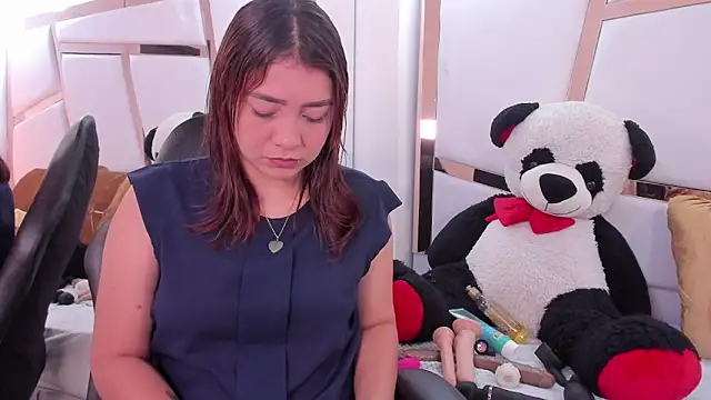 antonella moon7 online show from 04/07/26, 04:35