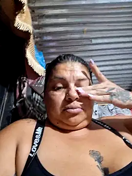 Juli Powl online show from 03/26/26, 02:28