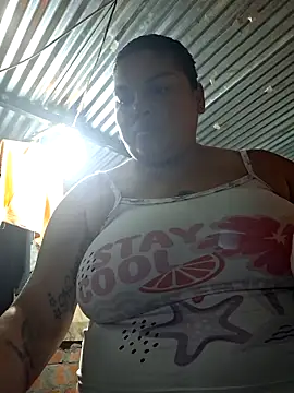Juli Powl online show from 05/21/26, 10:22