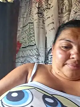 Snapshot of Juli_Powl chatting on 06/28/26, 06:47 Juli Powl online show from 06/28/26, 06:47