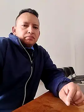 Hachi28 online show from 04/19/26, 12:04