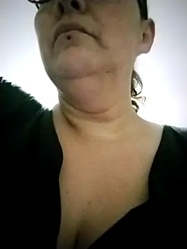  Saraqueen online show from 03/19/26, 02:59