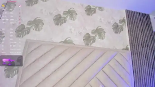 SarahRizof online show from 04/10/26, 05:23