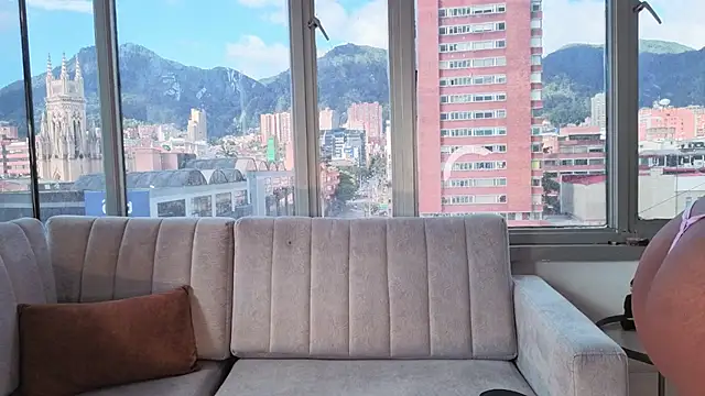 madii lenon online show from 02/18/26, 08:49