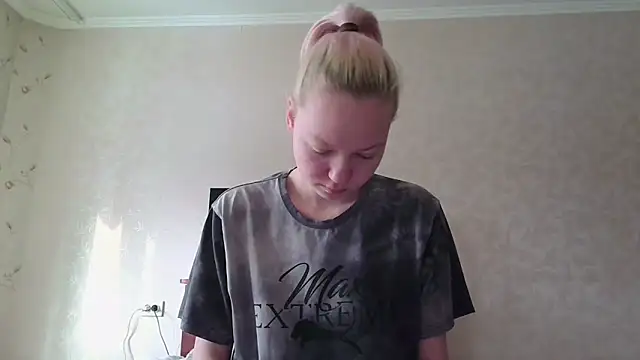 BabyyDolll  online show from 02/26/26, 10:42