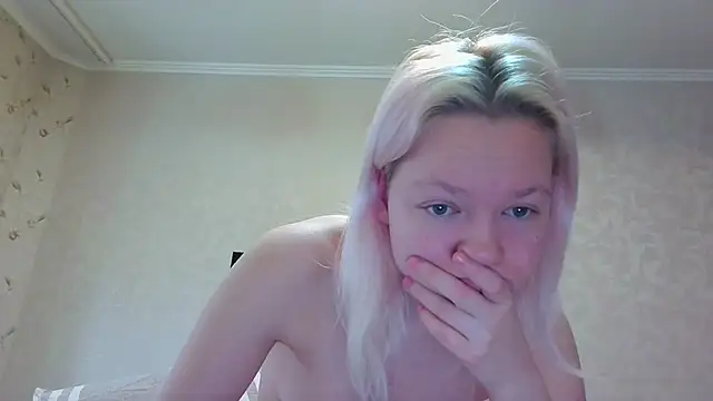 BabyyDolll  online show from 02/27/26, 10:54