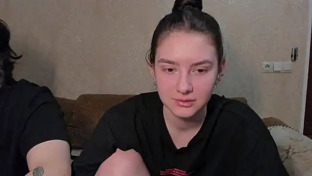 love lina muuur online show from 02/18/26, 07:54