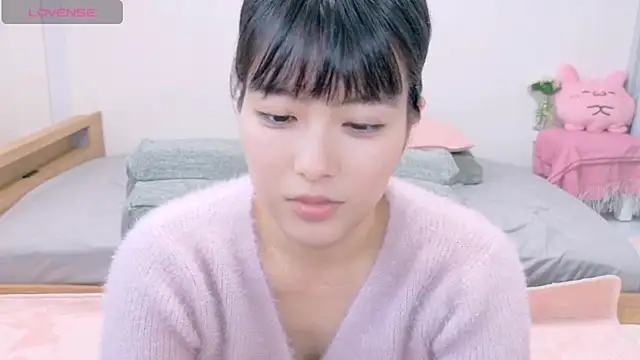 Somi-chan online show from 04/21/26, 10:12