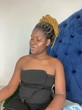 Rayna-20 online show from 02/12/26, 11:49