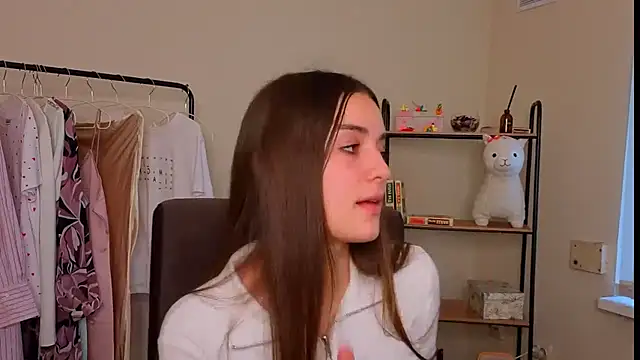 ClaraaHowell online show from 02/12/26, 01:39