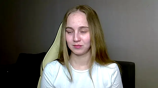 christimontero online show from 03/06/26, 04:36