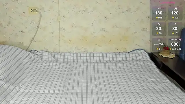 Snapshot of Erick_Wilson chatting on 02/14/26, 05:21 Erick Wilson online show from 02/14/26, 05:21