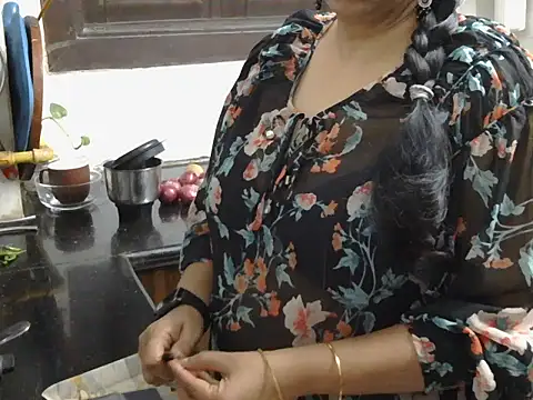 Hot Sonniyaa online show from 02/20/26, 08:38