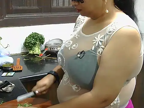 Hot Sonniyaa online show from 02/23/26, 07:17