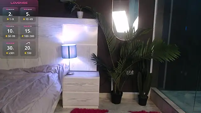 Mia noiir online show from 03/13/26, 04:41