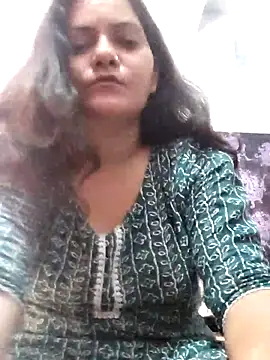 Anushka Singh0 online show from 04/15/26, 10:44