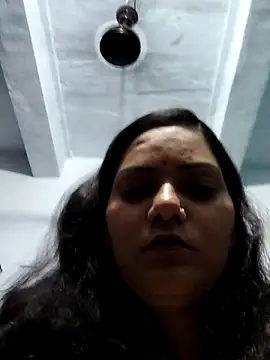 Anushka Singh0 online show from 04/19/26, 04:39