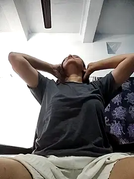 Anushka Singh0 online show from 04/20/26, 04:04