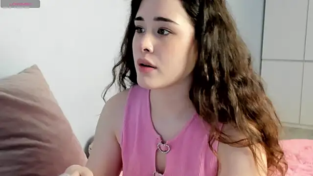 SirenBeatrice online show from 04/13/26, 09:04