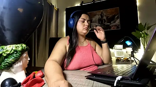 AzaraOnyx online show from 06/06/26, 03:06