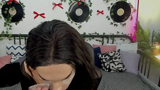 MadisonEsprit online show from 03/03/26, 03:12