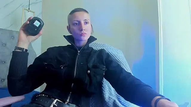 Fieramadame online show from 04/18/26, 07:58